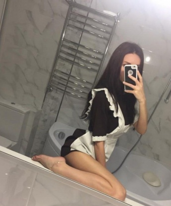 Живу в сказочной Москве, где все твои фантазии могут стать реальностью.
Мои услуги — источник божественного блаженства. Я готова удовлетворить все твои сексуальные желания и фантазии. Необыкновенным массажем я приведу тебя в состояние полного релакса, а потом перейдем к более интимным утехам, где я покажу тебе настоящий кайф. 💆♀️💋
У меня богатый опыт и я знаю, как доставить удовольствие своим клиентам. Обо мне говорят только вещи, которые заставляют сердце биться чаще. Я радую глаз и покоряю своей красотой. Уверена, что мои фотографии заставят тебя желать меня еще больше. 📸💃
Не упускай шанс испытать незабываемые моменты со мной в Москве. Я гарантирую тебе полное удовлетворение и неповторимые ощущения. Мы сможем забыть о реальности и окунуться в мир наслаждения и страсти. Выбери меня, и ты не пожалеешь! 😉🌟 Раиса